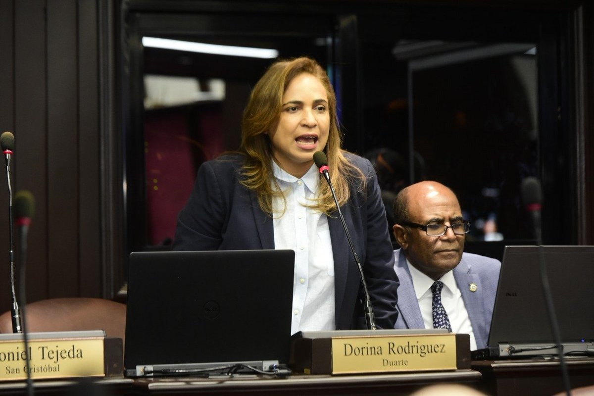 Diputada Dorina Rodr Guez Dice Cambios En Uniforme Representa Un Ahorro