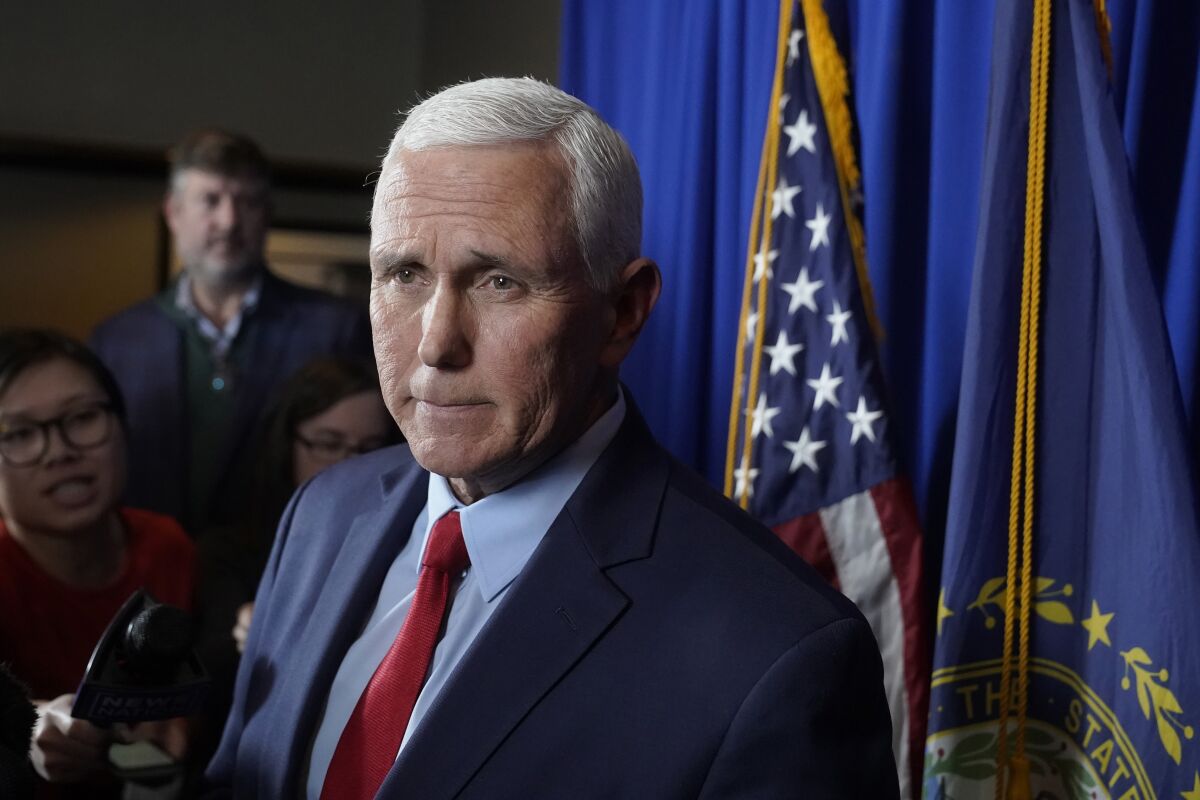 El Exvicepresidente De Eeuu Mike Pence Declara Ante Tribunal Por El