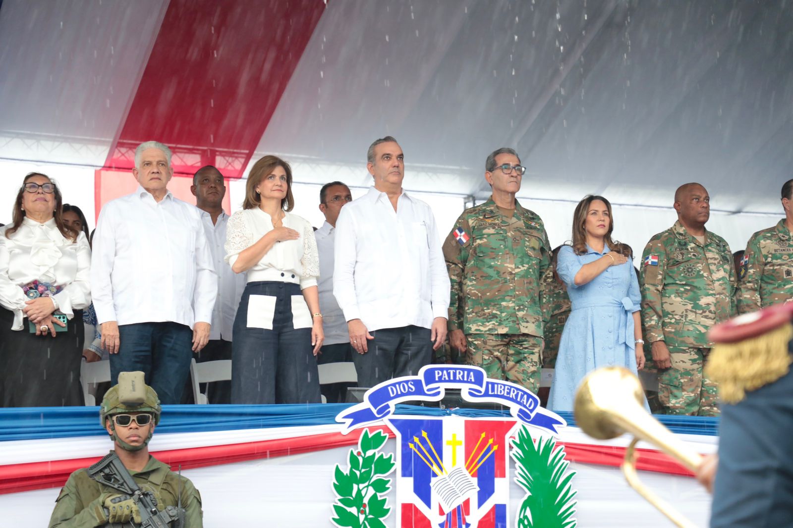 Presidente Abinader Encabeza Desfile Del Aniversario De La Batalla