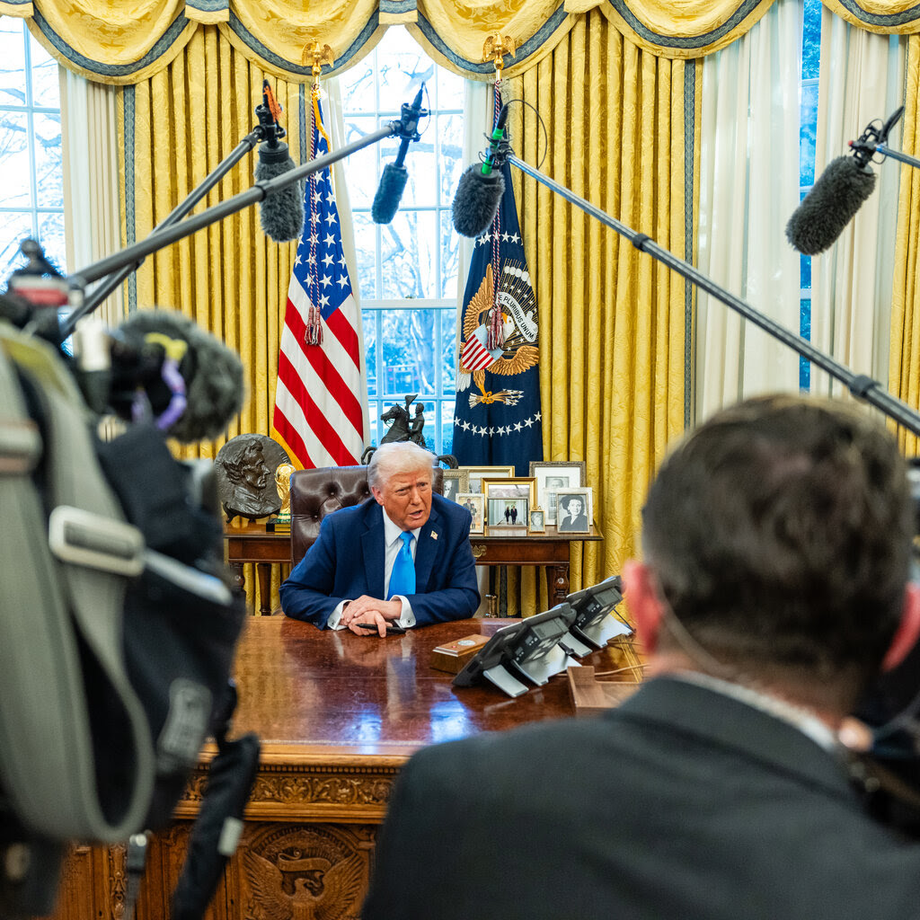 Trump amenaza a Hamás con desatar el infierno si no libera a rehenes