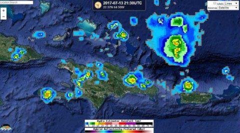 Varias provincias en alerta por onda tropical y vaguada