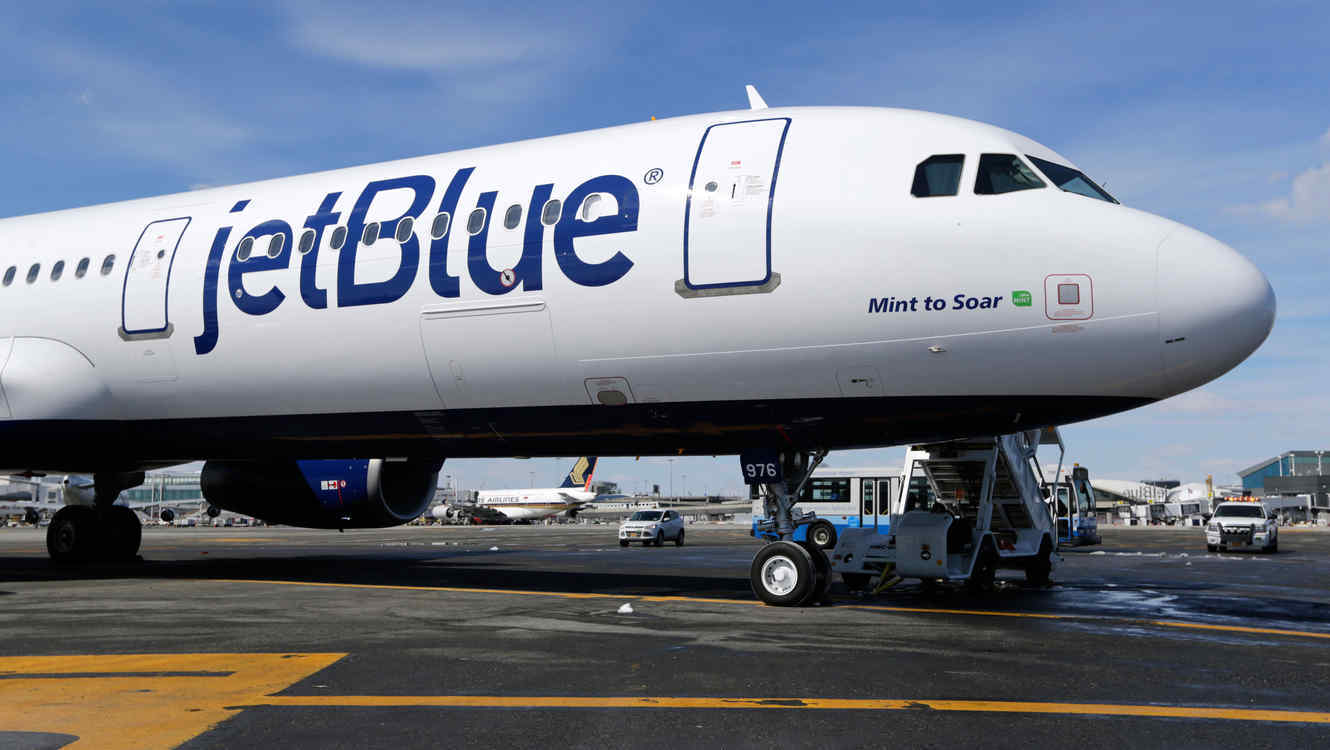 "Jet Blue la hace otra vez", así va la nueva queja contra la aerolínea