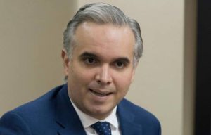 Ministro de Trabajo felicita al presidente electo de Chile Gabriel Boric