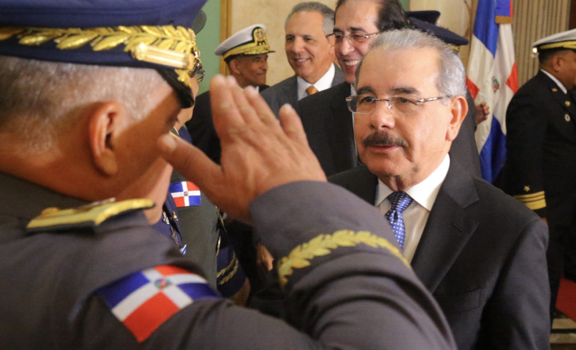 Danilo Medina altos militares.