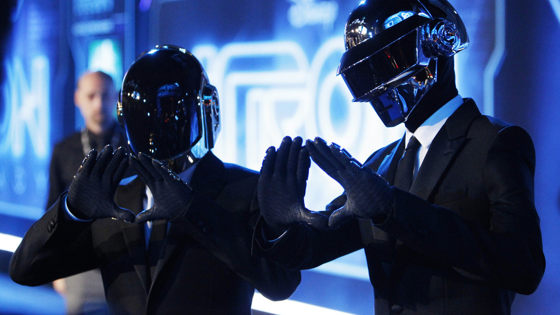 Los músicos franceses Thomas Banglater y Guy-Manuel de Homem-Christo del dúo Daft Punk