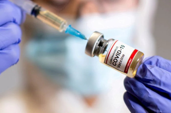 Más de 60 países solicitaron la suspensión por tres años de patentes de vacunas COVID-19