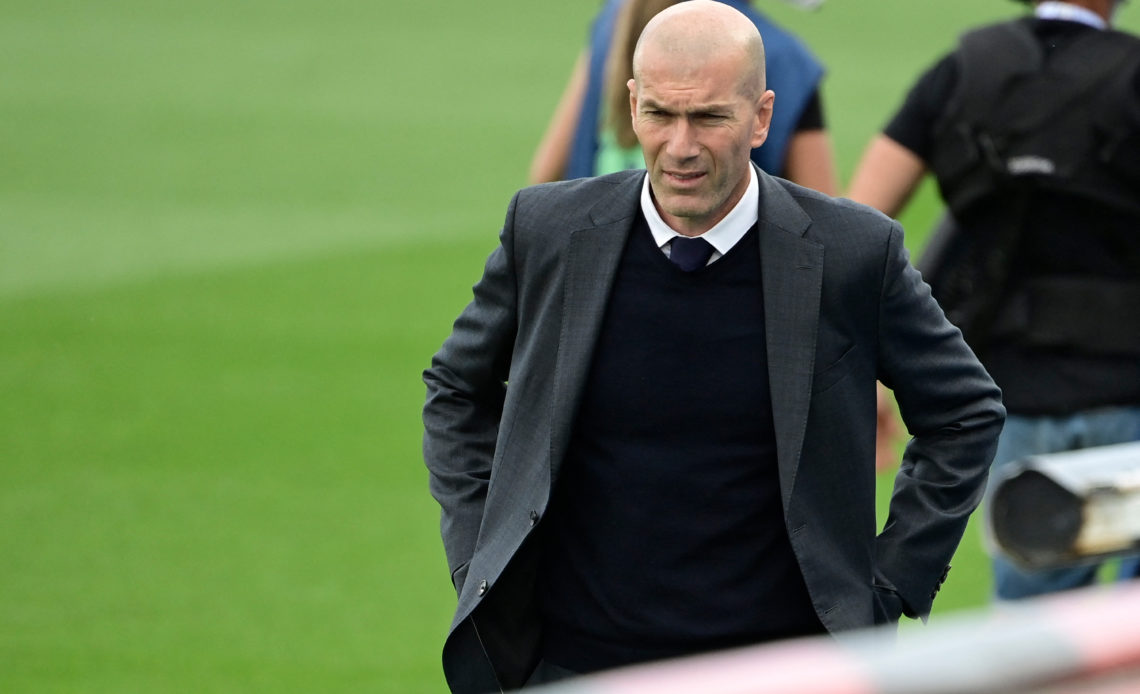 Zidane ha anunciado su retiro del Real Madrid, según la prensa española