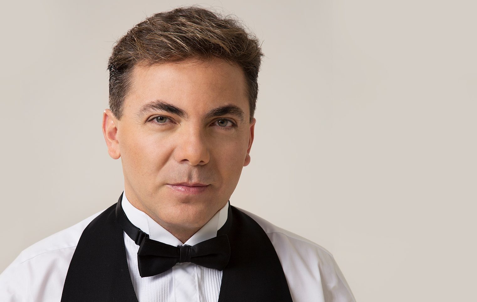 Cristian Castro anuncia concierto en teatro La Fiesta del hotel Jaragua