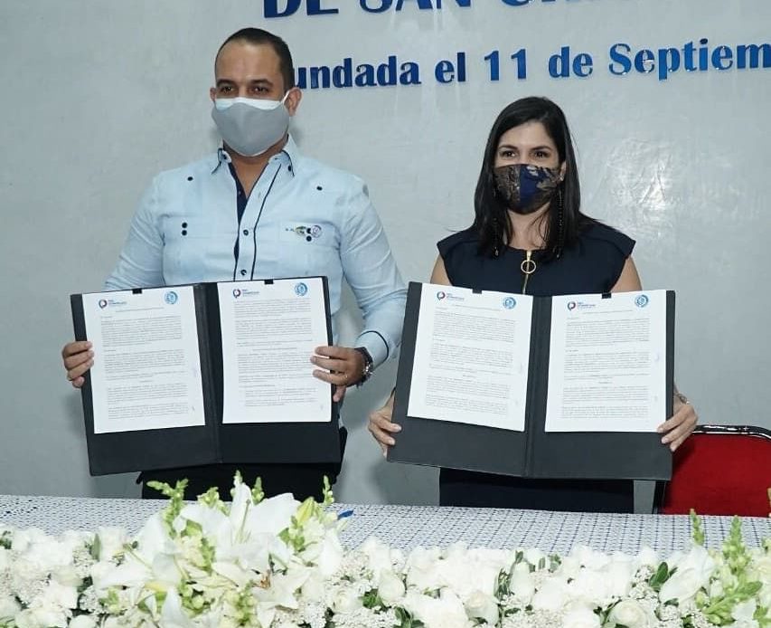 Acuerdo entre ProDominicana y Cámara de Comercio de San Cristóbal