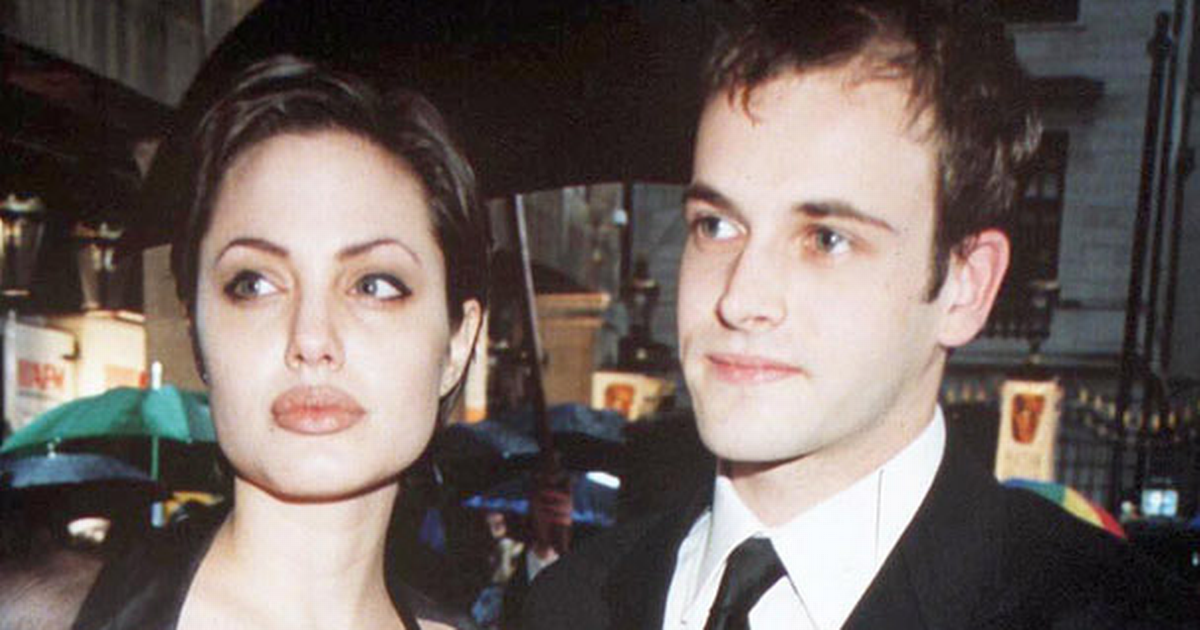 Angelina Jolie y Jonny Lee Miller