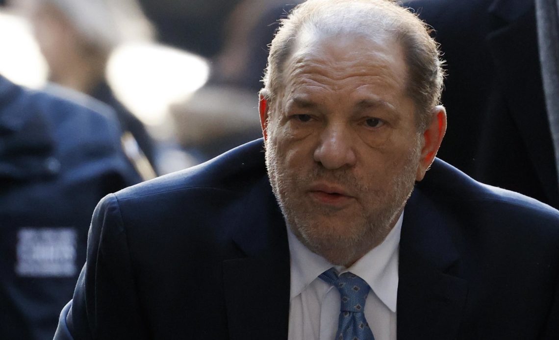 Harvey Weinstein es extraditado a California; enfrentará cargos de violación