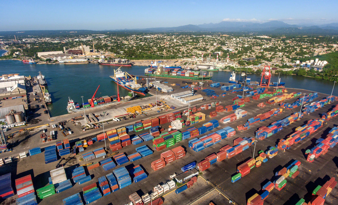 Foto 3, Imágenes de unos de los principales puertos de República Dominicana.