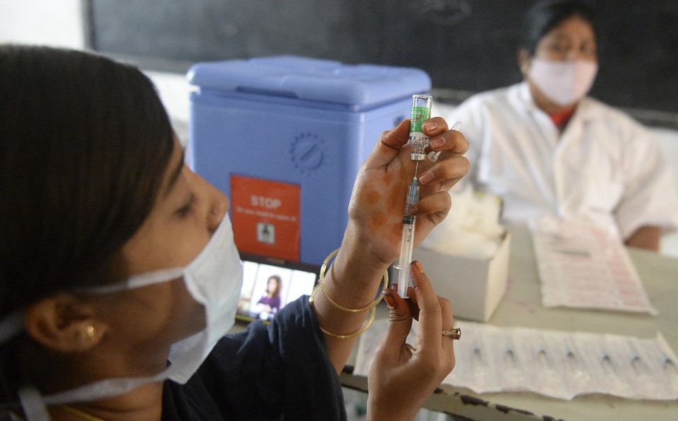 Tailandia defiende mezcla de vacunas, pese a las advertencias de la OMS