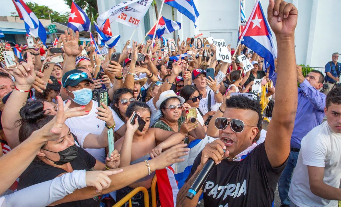 Cubanos en Miami mandan parar la música y piden pasos concretos frente a Cuba