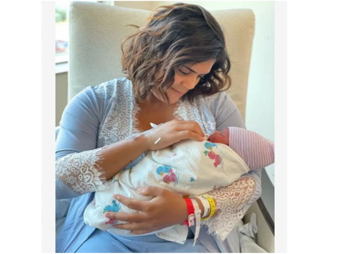 Miami, Florida.- La comunicadora Francisca Lachapel recibió la noche de este miércoles a las 10:27 a su hijo “Baby Gennaro”, convirtiéndose así en madre primeriza.