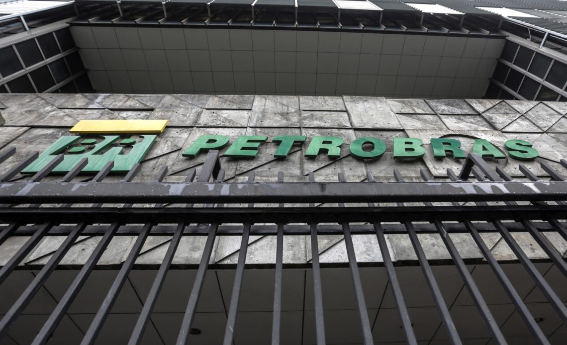 Petrobras anuncia la venta de refinería en la Amazonía por 189 millones de dólares