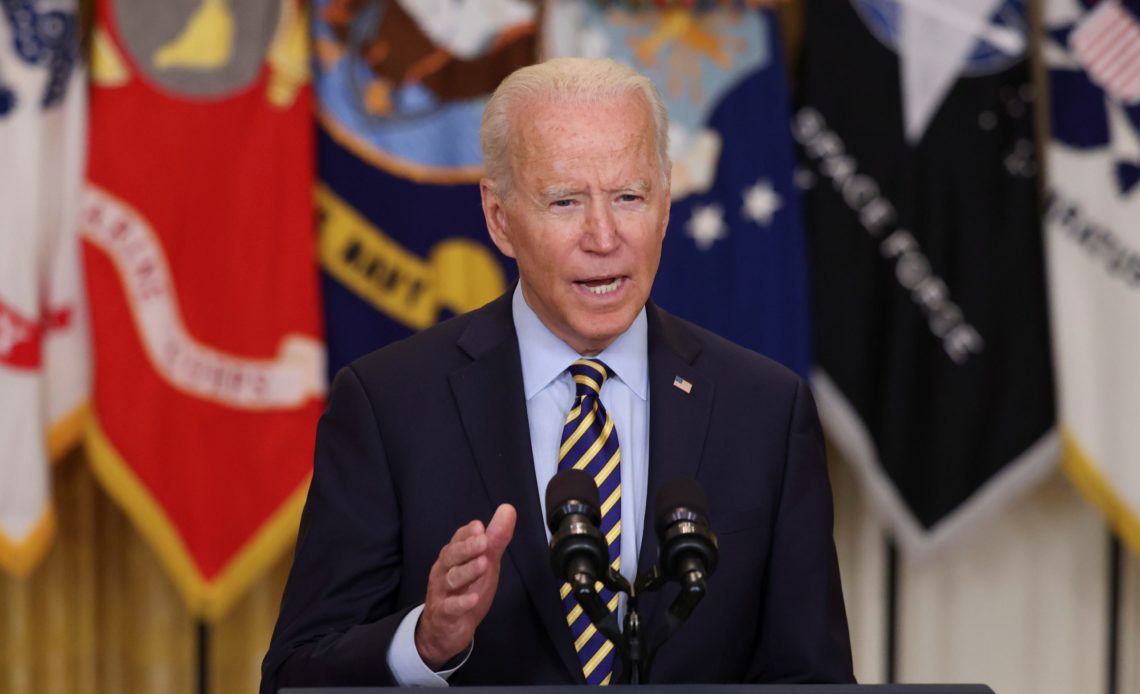 Biden dará un discurso el martes para justificar la retirada de Afganistán