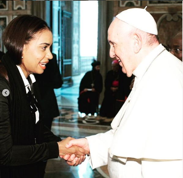 Diputada Betty Gerónimo se reúne con el papa Francisco