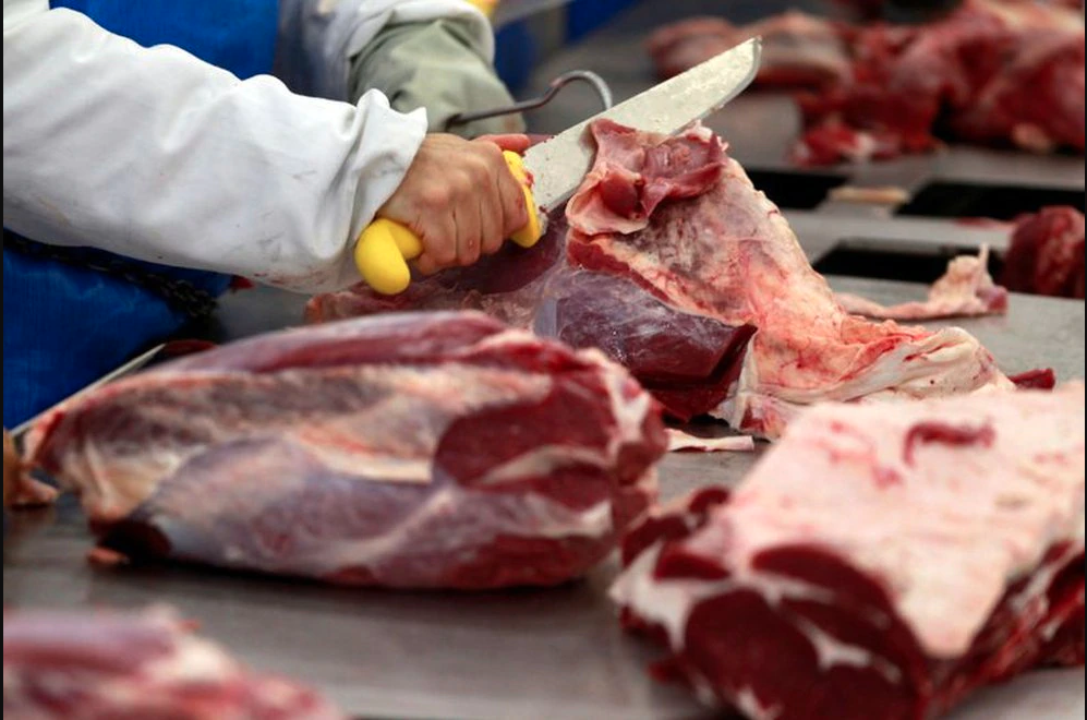 Apresan hombre en Santiago Rodríguez por transportar carne de res en mal estado