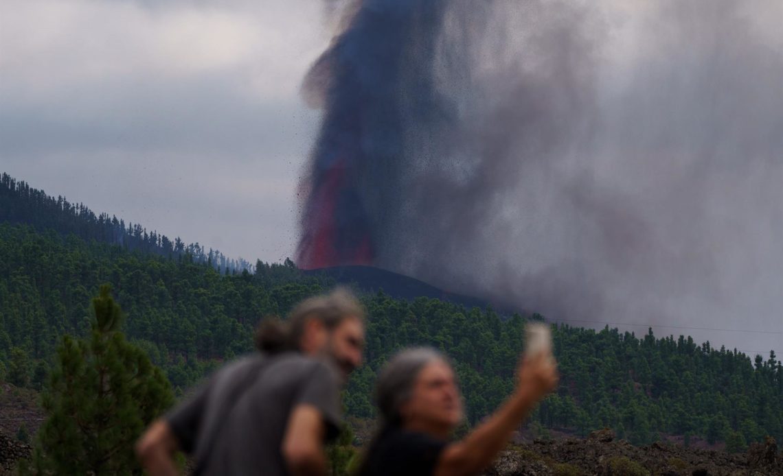 Vulcanismo de hot spot expertos chilenos analizan erupción en La Palma