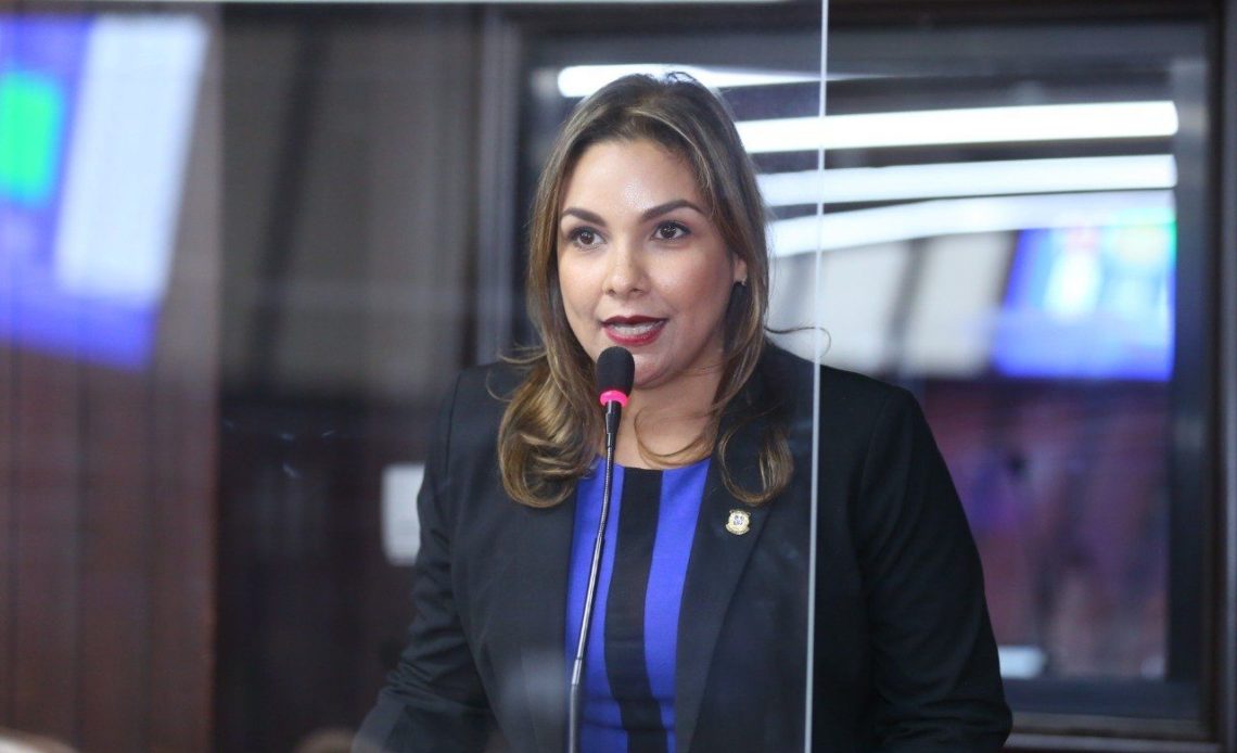 Diputada Ivania Rivera pide se incluya en presupuesto del 2022 construcción del hospital de Sosúa