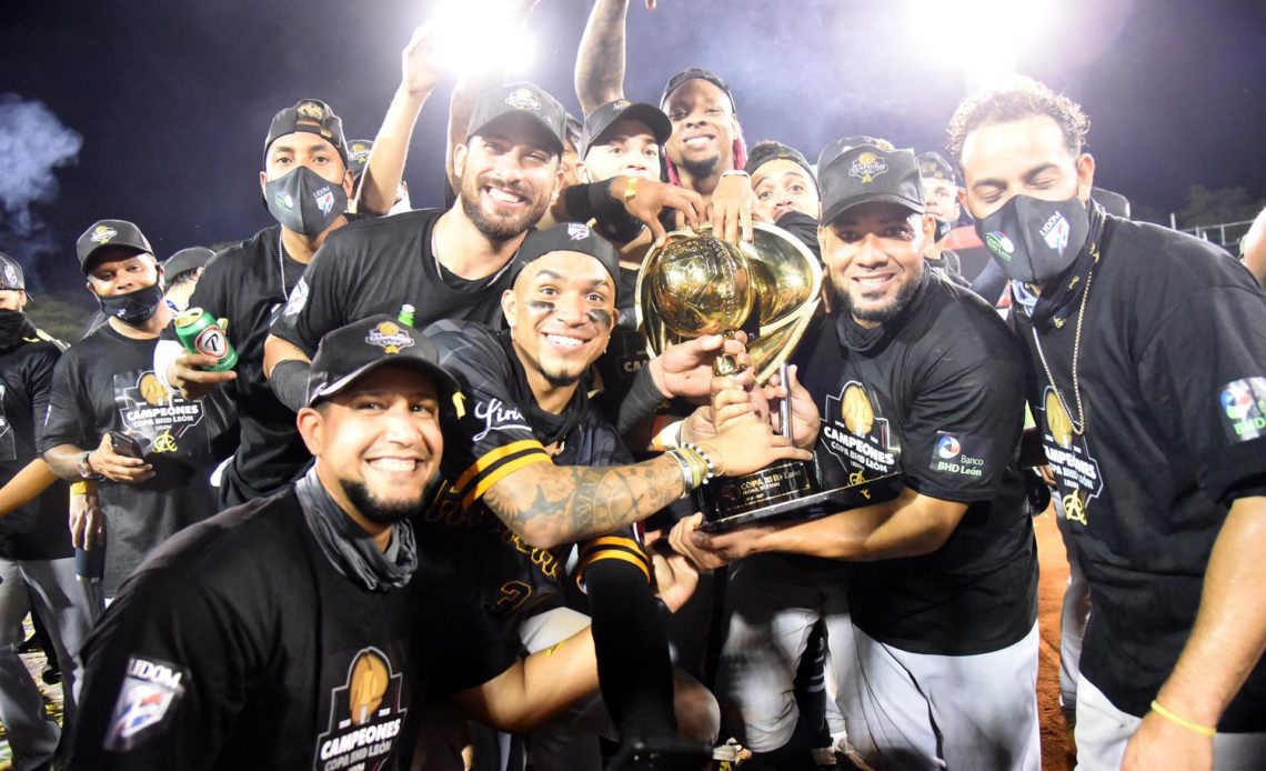 Las Águilas buscarán romper el empate a 22 títulos de la liga dominicana de béisbol