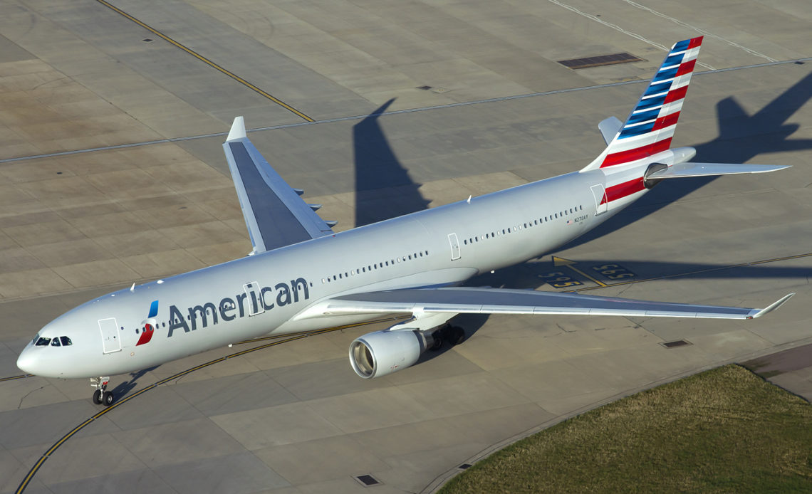 American Airlines cancela más de 600 vuelos este domingo