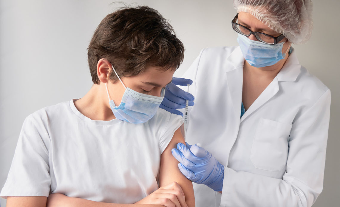 Venezuela comenzará vacunación de niños de 12 años en adelante