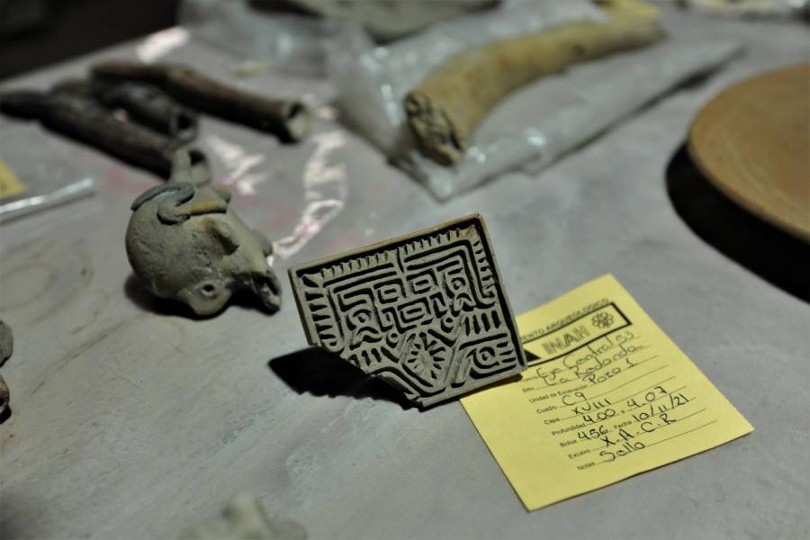 Arqueólogos mexicanos descubren ofrenda mexica erigida tras conquista de españoles