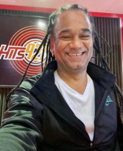 Peter Vásquez es director estación Hits 92 FMN