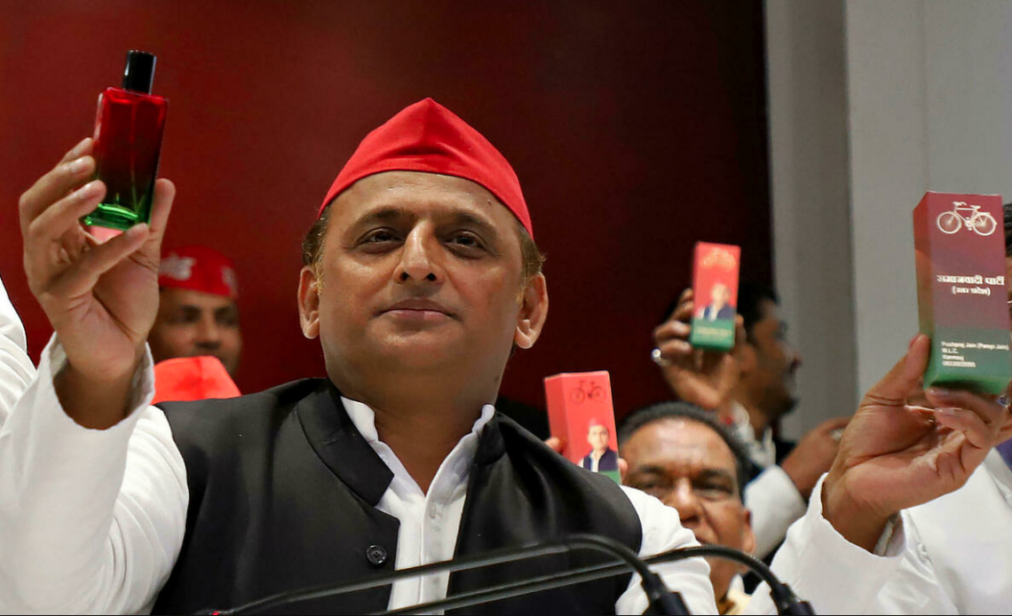 Un partido indio lanza su perfume electoral