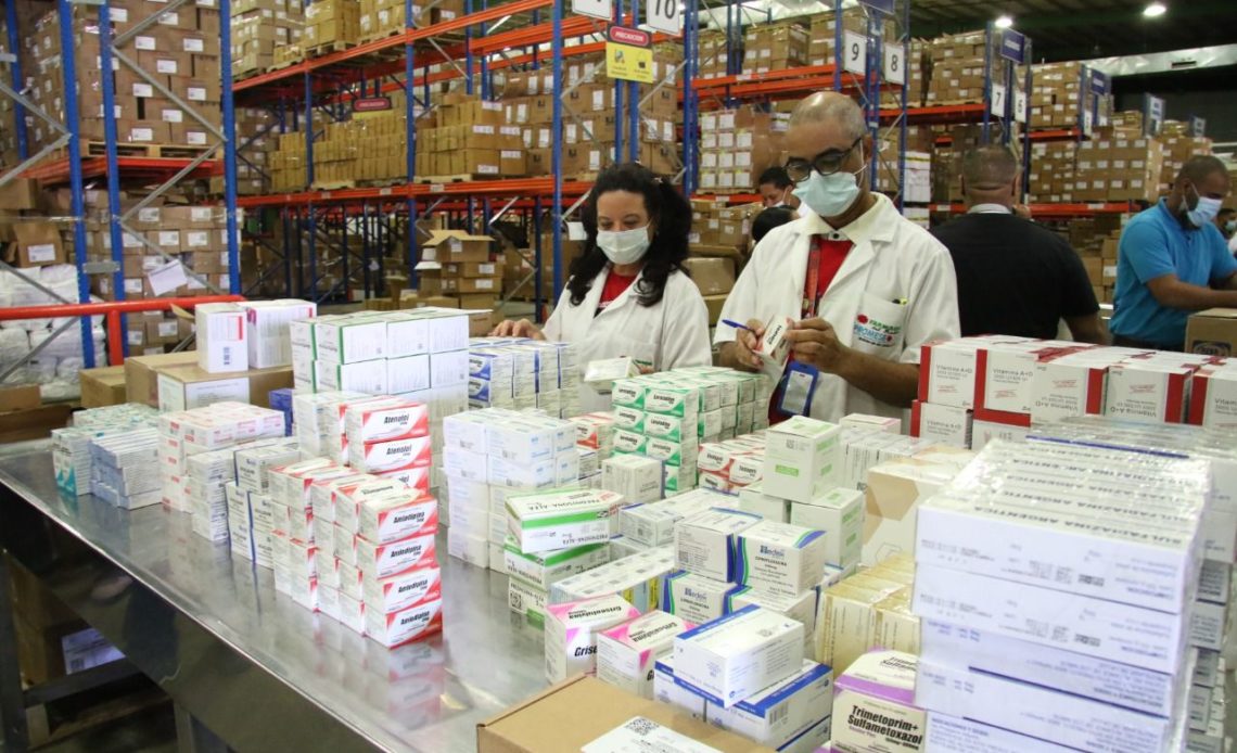 PromeseCal refuerza suministro de medicamentos en los hospitales del país ante asueto navideño