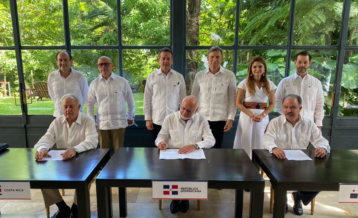 Acorde con los términos de la Declaración de Puerto Plata suscrita el 11 de diciembre de 2021 por los presidentes de Costa Rica, Panamá y República