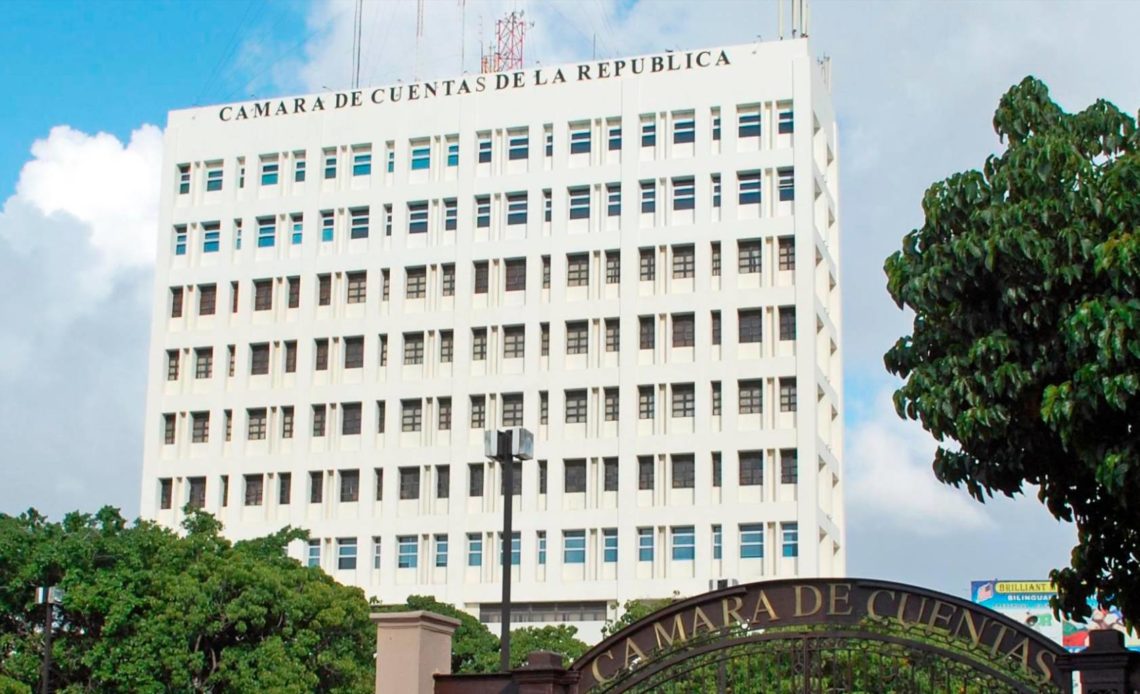 Cámara de Cuentas detalla serias irregularidades en remodelación de hospitales en gestión de Danilo