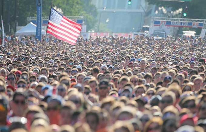 Crecimiento poblacional anual de los EE.UU. fue el más lento desde la fundación del país, según oficina del Censo