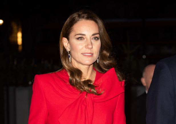 Kate Middleton celebra su 40 años con espectaculares retratos y coronada por la prensa
