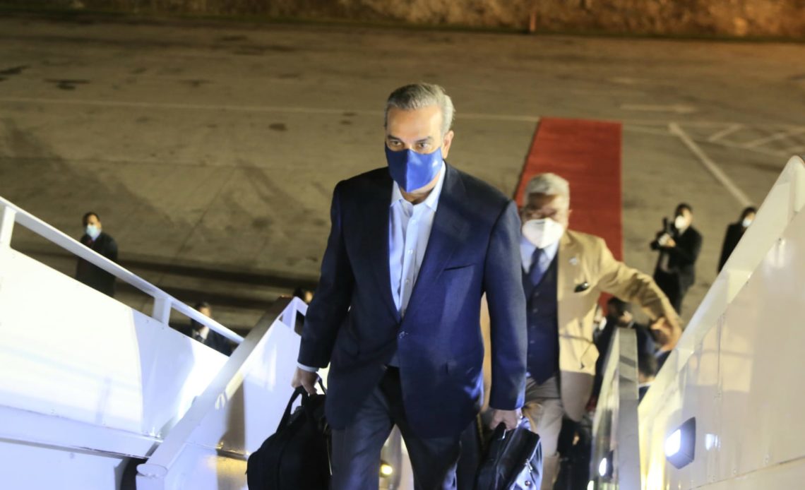 Así fue la partida del presidente Abinader hacia Madrid, España, desde el aeropuerto de Punta Cana