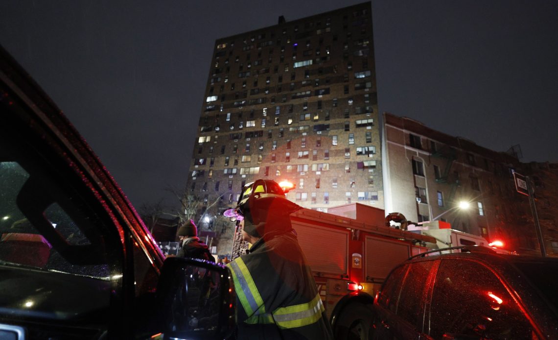 Una estufa eléctrica, la probable causa del incendio con 19 muertos en Nueva York
