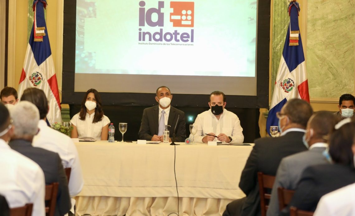 Indotel llevará internet de Banda de Ancha a 26 municipios pobres del país