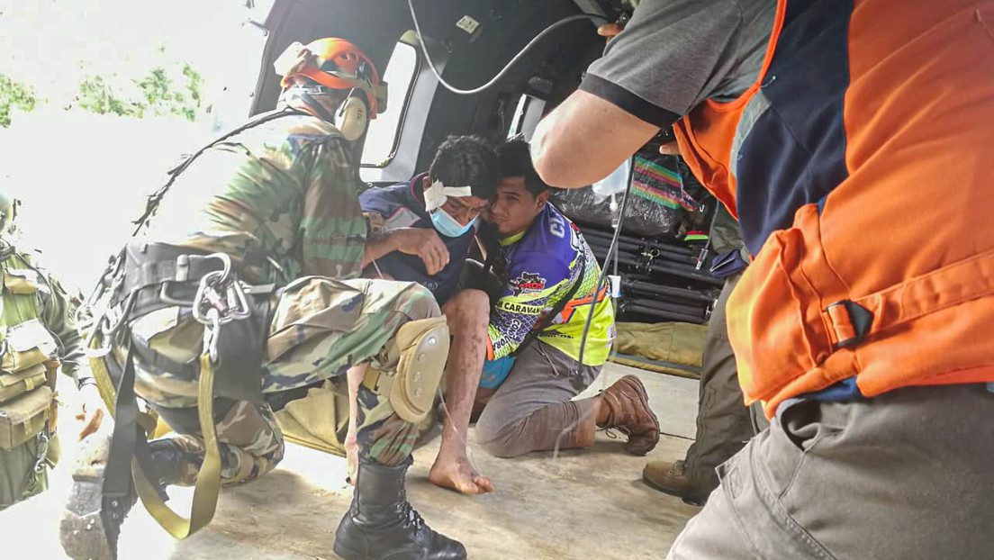 Rescatan en Bolivia a un hombre que permaneció 72 horas bajo el lodo