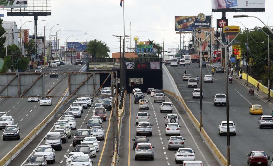 Obras Públicas cierra esta semana 45 estructuras por mantenimiento en el Gran Santo Domingo