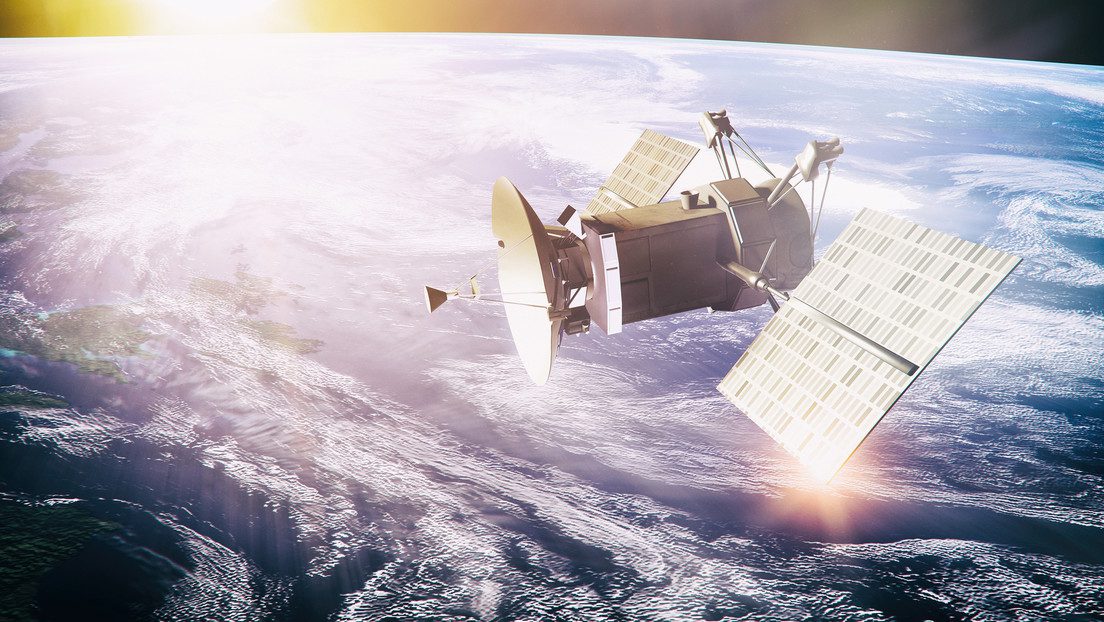 EE.UU. desarrollará un programa con IA que entrenará a operadores de satélites para participar en enfrentamientos en el espacio