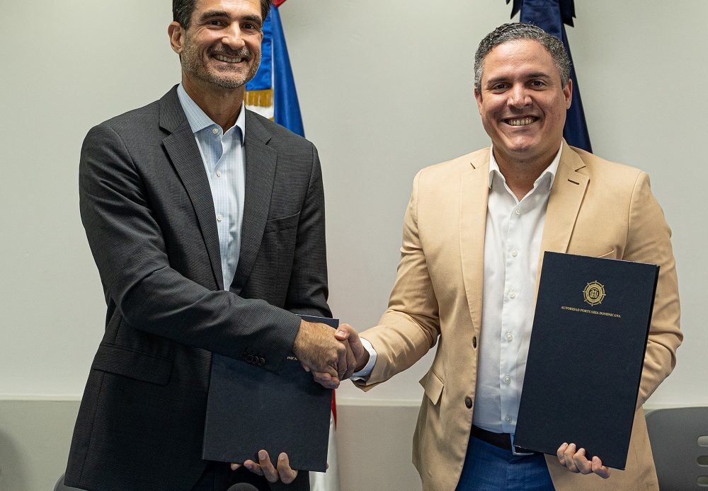 Portuaria y Naviera Frederic Schad firman acuerdo para mejorar capacidad logística