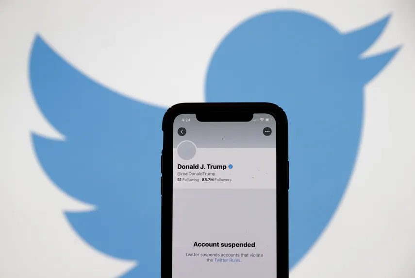 Trump descarta volver a Twitter a pesar de la compra de Elon Musk