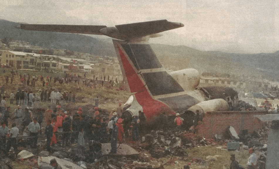 La historia del vuelo que no despegó y dejó decenas de víctimas en Quito