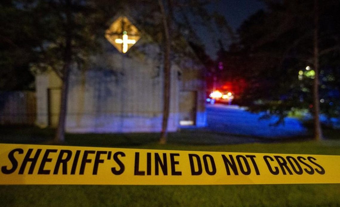 Dos muertos y un herido tras un tiroteo en iglesia de Alabama