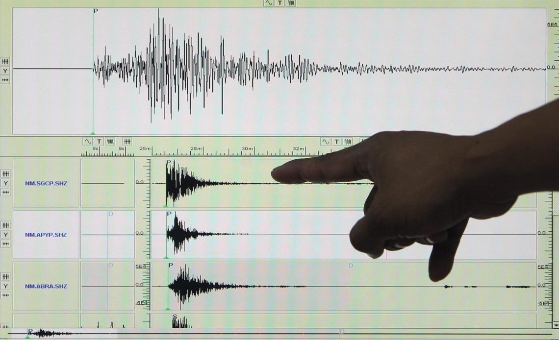 Se registran dos sismos de magnitudes 5 y 4,6 en la costa central de Ecuador