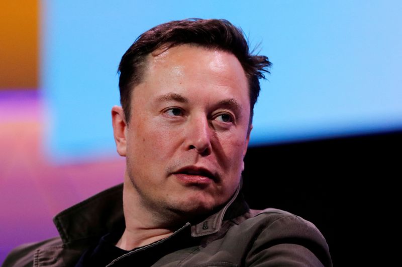 Elon Musk desmiente aventurosa amorosa con esposa del cofundador de Google