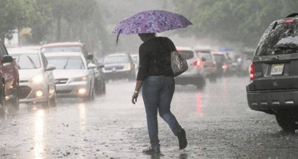 Aumentan a 17 las provincias en alerta por efectos indirectos de la tormenta tropical Earl