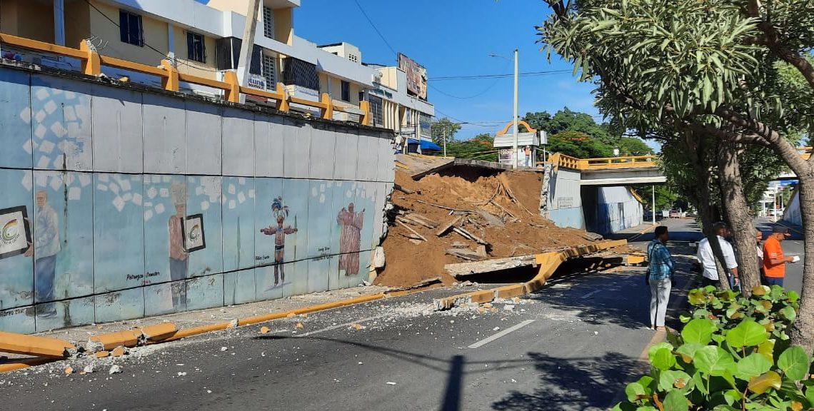 MOPC visita zona de derrumbe en Santiago y toma medidas para restaurar el área